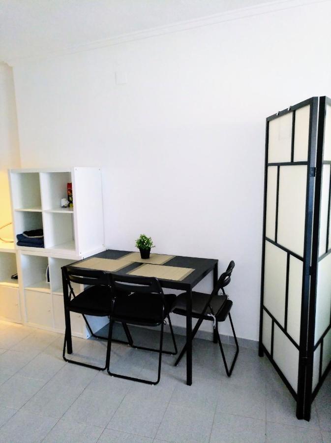 Estudio Comodo En Torrevieja Buitenkant foto